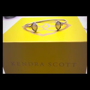 Kendra Scott bangle. White crackle MOP stone